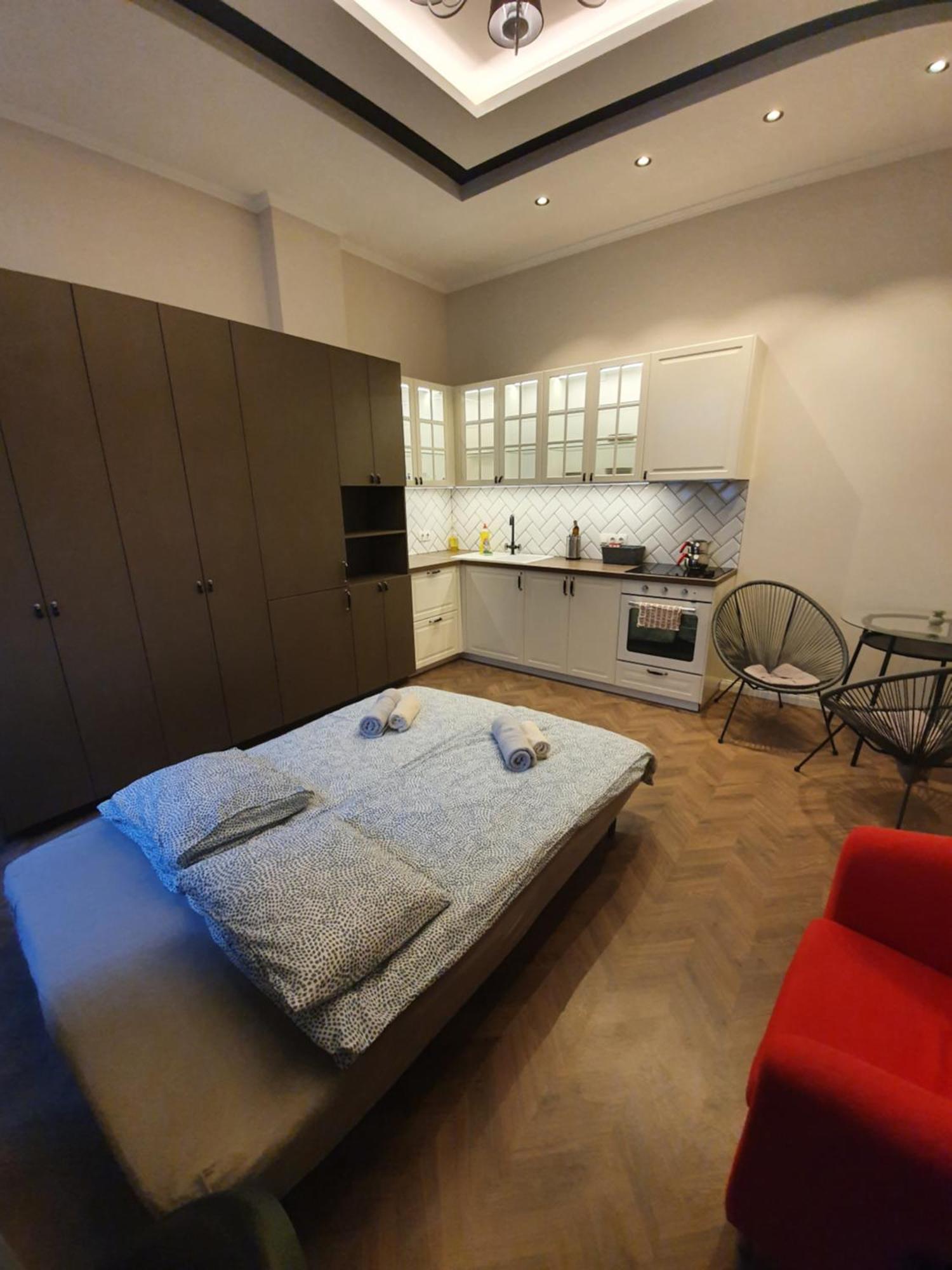 Sweet Apartment *